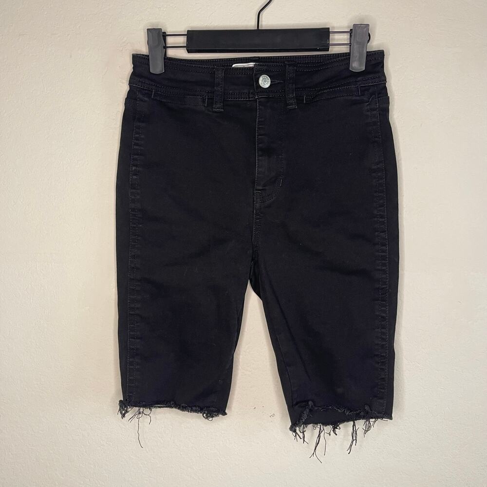 Free People Black 9” Bermuda Shorts Cutoff Hem Women’s - Size 26